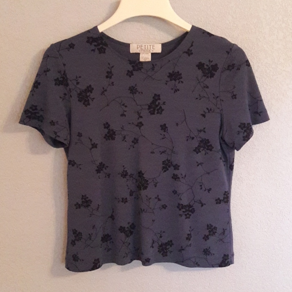 💎 2/$8 💎 Petite Top